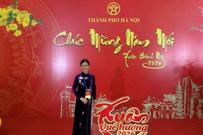 Nguyen Thi Lien, directora del Club de Idioma Vietnamita en Malasia y vicepresidenta de la Asociación de Mujeres Vietnamitas en dicho país (Foto: VNA)