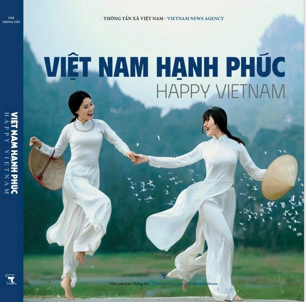 Portada del libro "Vietnam feliz" (Fuente: VNA)
