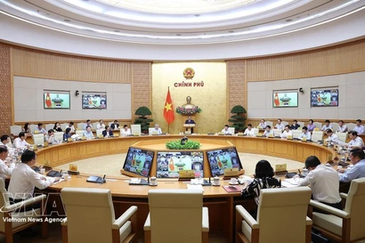 La reunión ordinaria del Gobierno se celebra en Hanoi. (Foto: VNA)