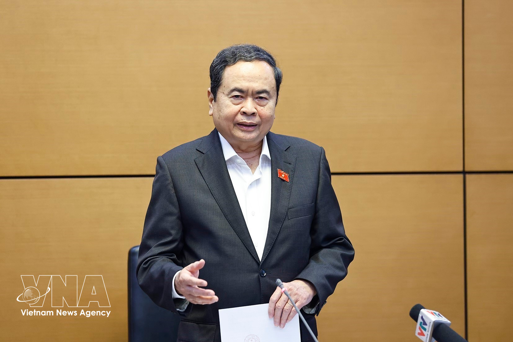 El presidente de la Asamblea Nacional (Parlamento) de Vietnam, Tran Thanh Man, habla en la cita (Fuente: VNA)