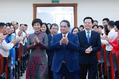 El primero ministero Pham Minh Chinh asiste a la XXVII Asamblea del Comité del Partido de la Agencia Vietnamita de Noticias (Fuente: VNA)