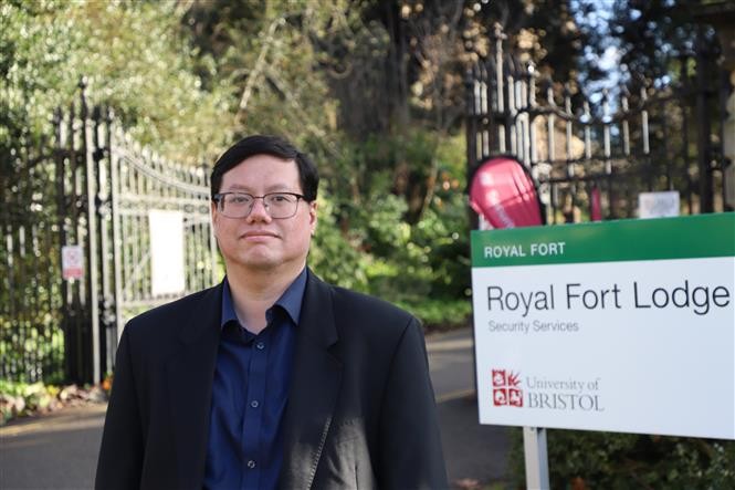 El doctor Ho Quoc Tuan, profesor titular de la Universidad de Bristol (Reino Unido). (Fuente: VNA)