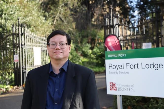 El doctor Ho Quoc Tuan, profesor titular de la Universidad de Bristol (Reino Unido). (Fuente: VNA)