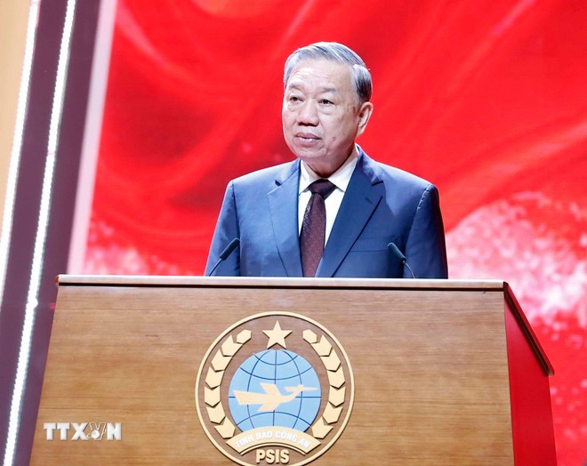 El secretario general del PCV, To Lam, interviene en la cita (Foto: VNA)