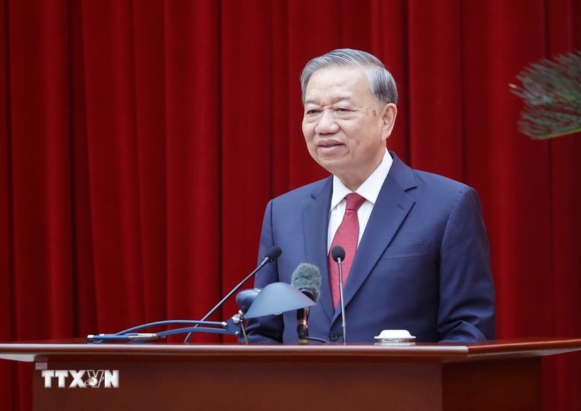 El secretario general del Partido Comunista de Vietnam, To Lam, habla en el evento (Foto: VNA)
