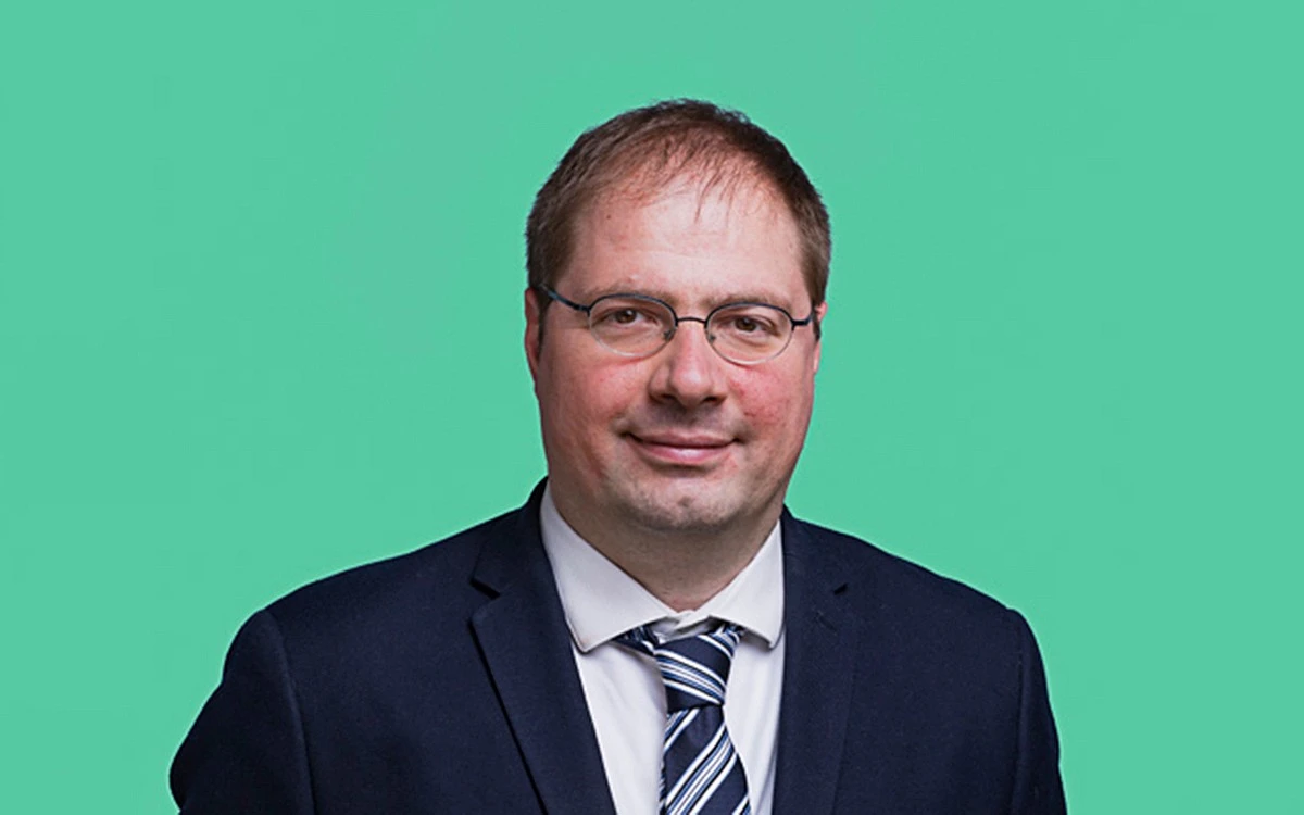 Vincent Boulet, jefe del Comité de Asuntos Exteriores del Partido Comunista Francés