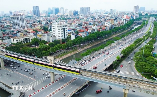 Se espera que el proyecto de renovación revitalice el río To Lich, mejorando el paisaje urbano y las condiciones de vida en Hanoi. (Foto: VNA)