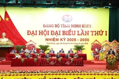 El Presídium de la Asamblea del Partido de la provincia de Ninh Binh. (Foto: VNA)