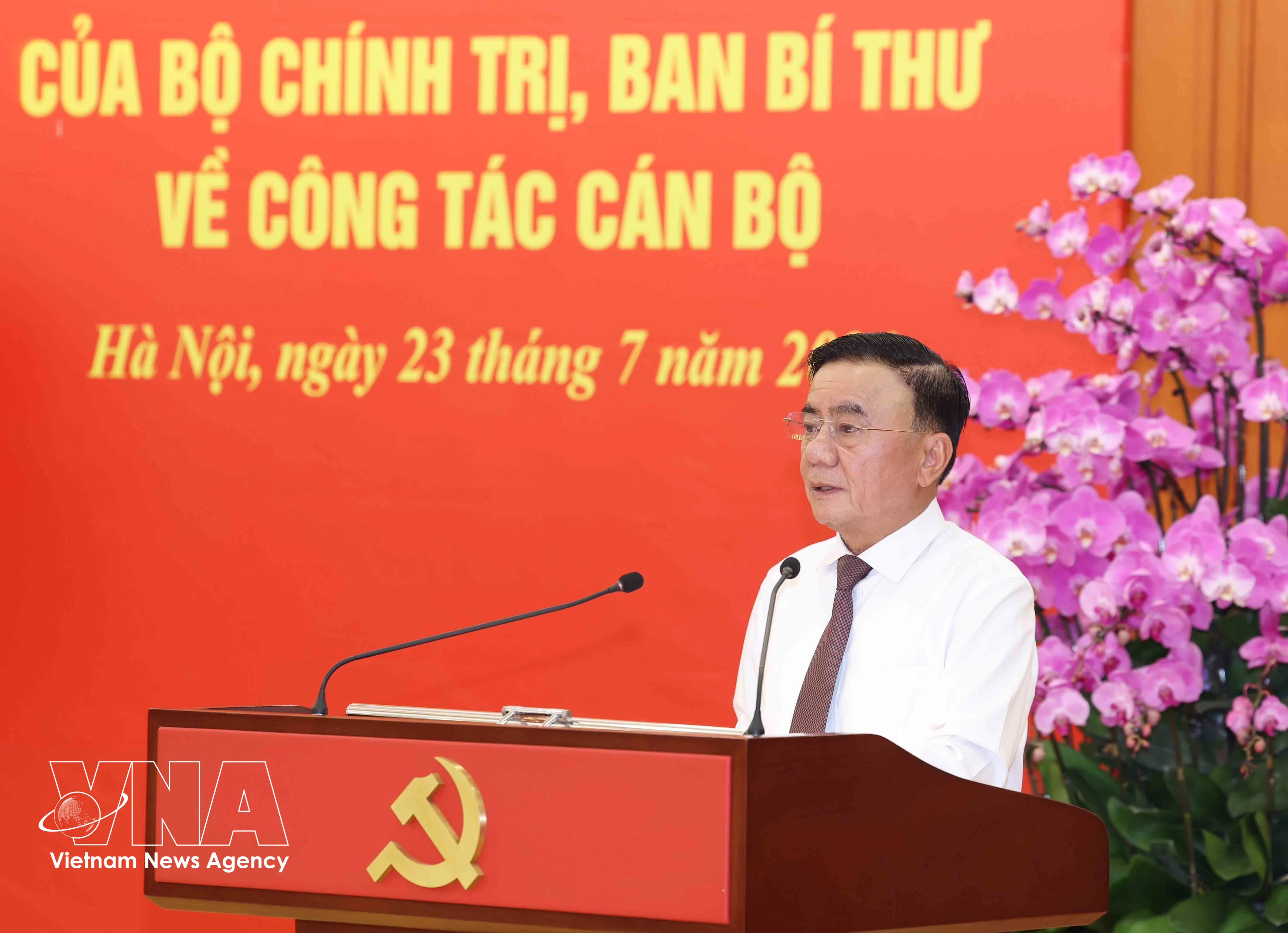 El miembro del Buró Político y permanente del Secretariado del Comité Central del Partido Comunista de Vietnam, Tran Cam Tu, en el evento. (Foto: VNA)