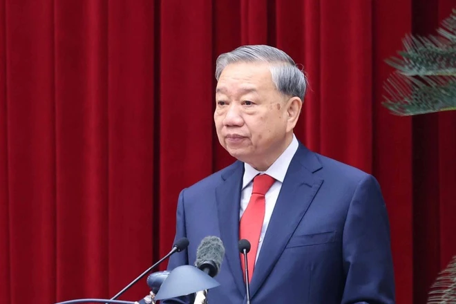 El secretario general del Partido Comunista de Vietnam, To Lam, interviene en el segundo pleno del XIV Comité Central del Partido. (Foto: VNA)