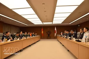 Vietnam y Japón refuerzan cooperación en defensa durante conversaciones de alto nivel
