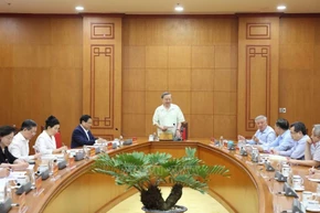 El secretario general del Partido Comunista de Vietnam, To Lam, preside una sesión de trabajo con el Buró Ejecutivo del Comité partidista del Gobierno, centrada en el desarrollo urbano y rural.