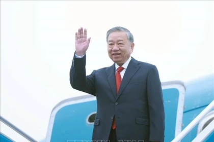 El secretario general del Partido Comunista de Vietnam, To Lam, parte de Hanoi para realizar una visita de Estado a Laos. Foto: VNA