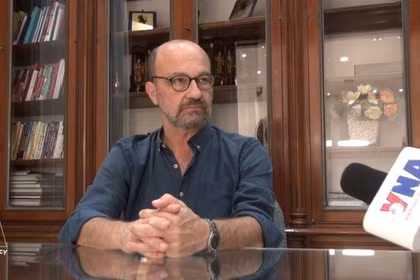 Experto argentino destaca reforma institucional y adelanto electoral en Vietnam