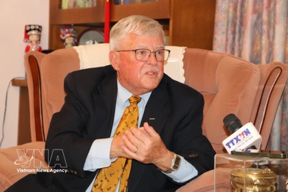El profesor Carl Thayer, de la Academia de Defensa de Australia y la Universidad de Nueva Gales del Sur. (Foto: VNA)