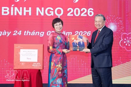 Líder partidista destaca papel de la VNA como arteria informativa fiable del país 