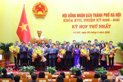 Consejo Popular de Hanoi del período 2026-2030 inaugura su primer periodo de sesiones (Foto: VNA)