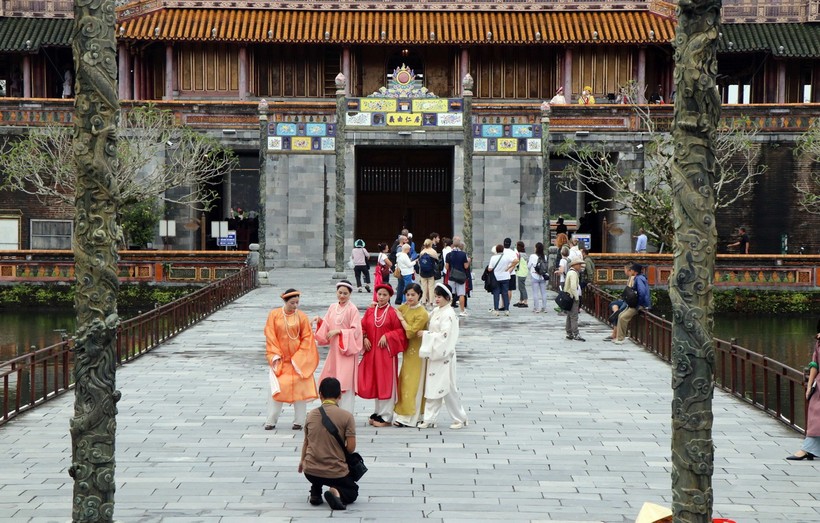 Hue es la única localidad de Vietnam y del Sudeste Asiático que cuenta con ocho patrimonios culturales mundiales reconocidos por la UNESCO. (Fuente: VNA)