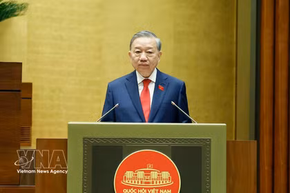 El secretario general del Partido Comunista de Vietnam y presidente de la República, To Lam, pronuncia su discurso de toma de posesión del nuevo cargo (Foto: VNA)