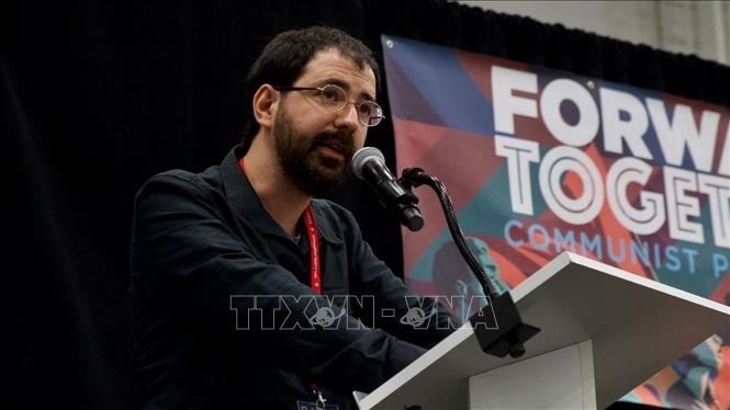 Assaf Talgam, historiador y periodista de Zo HaDerekh, el periódico oficial del Partido Comunista de Israel. (Fuente: VNA)