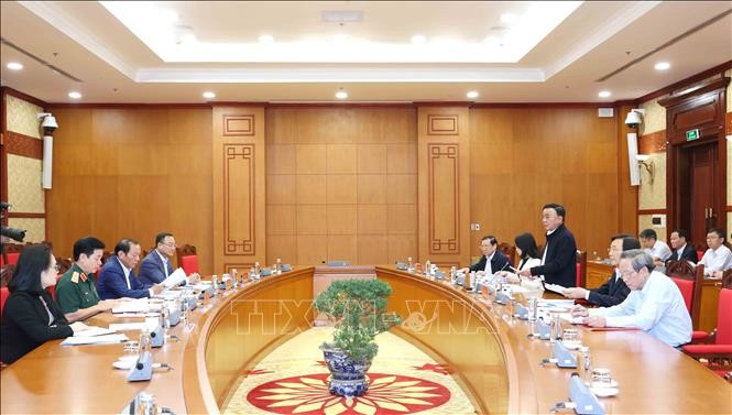 En la reunión (Fuente: VNA)