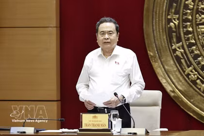 El presidente de la Asamblea Nacional de Vietnam, Tran Thanh Man, habla en la cita (Fuente: VNA)