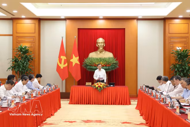 El secretario general del Partido Comunista y presidente de Vietnam, To Lam, habla en la cita (Fuente: VNA)