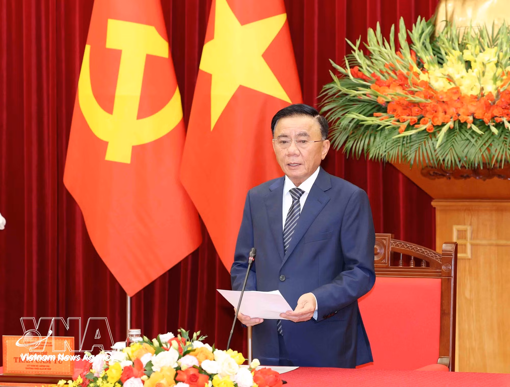 vnanet-potal-thuong-truc-ban-bi-thu-tran-cam-tu-tiep-doan-can-bo-lanh-dao-tre-dang-nhan-dan-campuchia-cpp-9112217.jpg