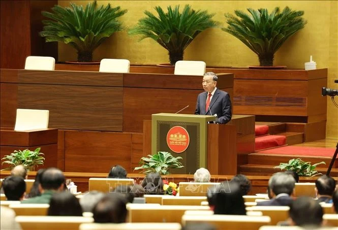 El secretario general del Partido Comunista de Vietnam, To Lam, habla en el evento. (Fuente: VNA)