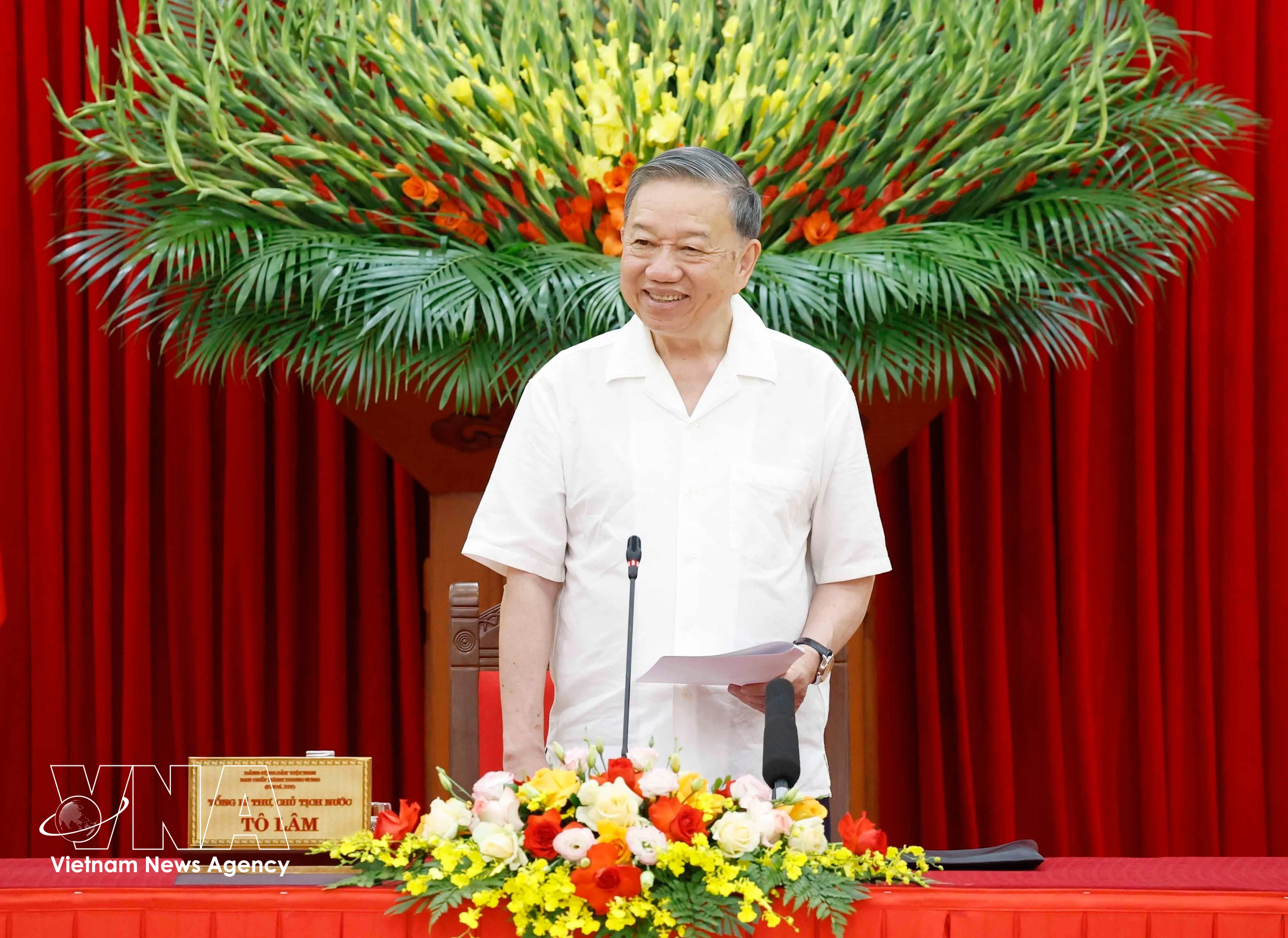 Máximo dirigente de Vietnam insta a renovar método de liderazgo del Partido. (Foto: VNA)