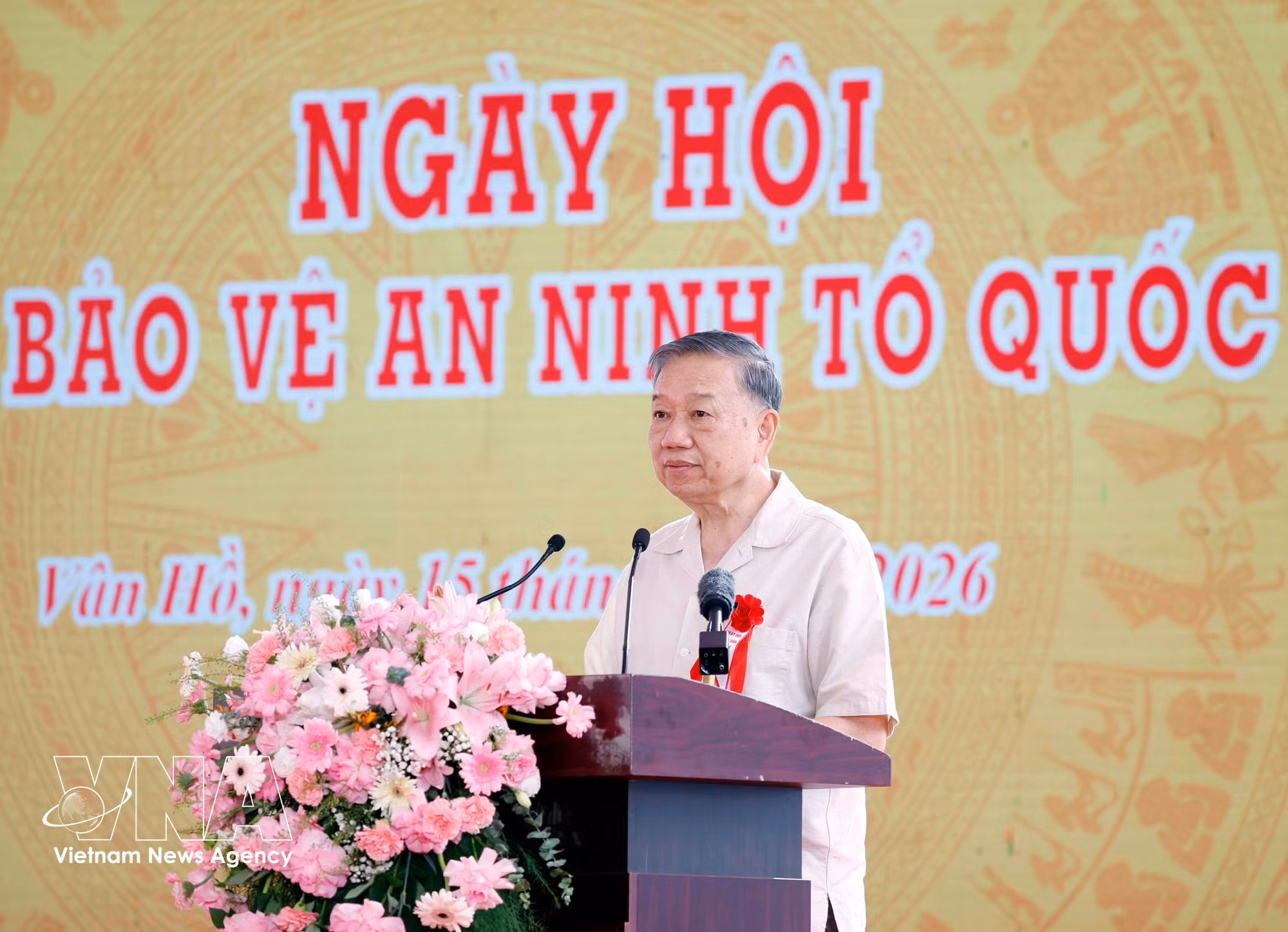 vnanet-potal-tong-bi-thu-chu-tich-nuoc-du-ngay-hoi-toan-dan-bao-ve-an-ninh-to-quoc-tai-son-la-8889307.jpg