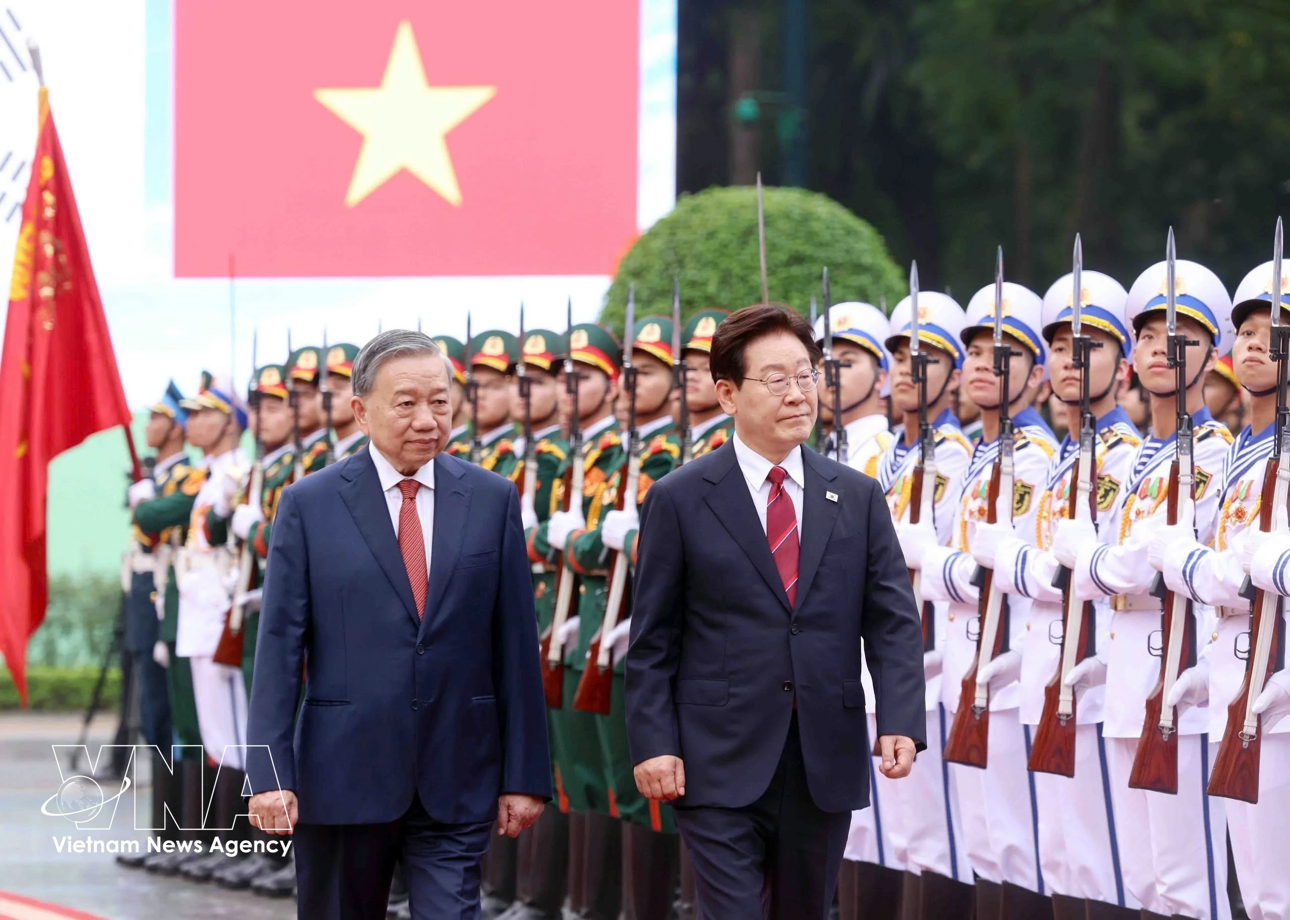 Presidente de Corea del Sur realiza visita a Vietnam