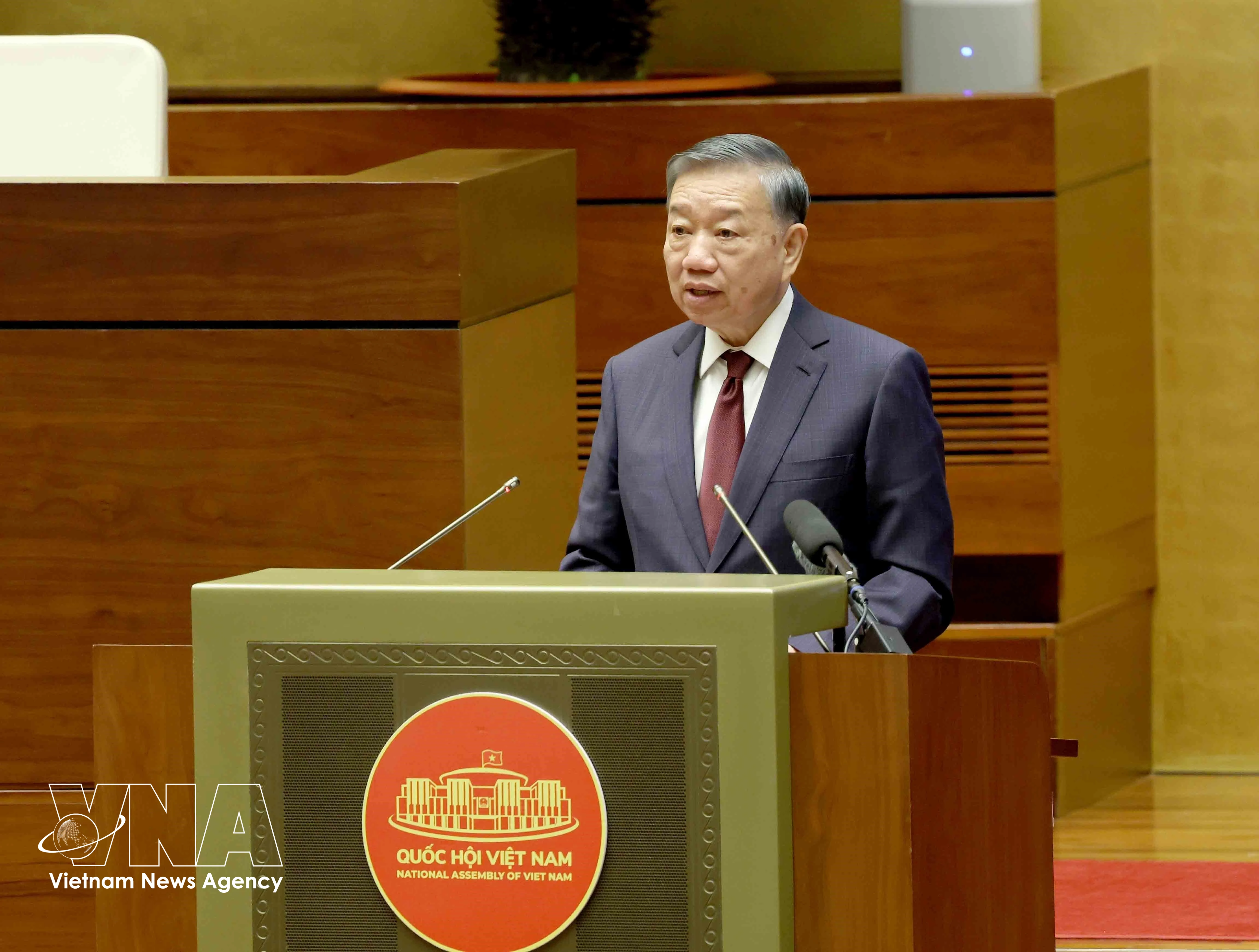 El secretario general del Comité Central del Partido Comunista de Vietnam (PCV) y presidente de la República, To Lam, interviene en la conferencia. (Fuente: VNA)