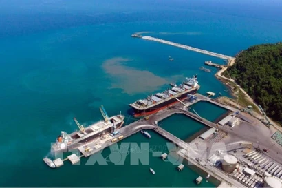 El proyecto del Puerto de Chan May aprovecha las ventajas de un puerto natural de aguas profundas para mejorar la capacidad de carga, descarga y almacenamiento de mercancías. (Fuente: VNA)