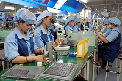 Vietnam recibe más de 38 mil millones de dólares en inversión extranjera directa en 2025
