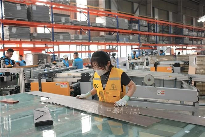 En una empresa en la provincia de Quang Ninh. (Fuente: VNA)