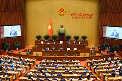 En una sesión de la Asamblea Nacional de Vietnam (Fuente: VNA)