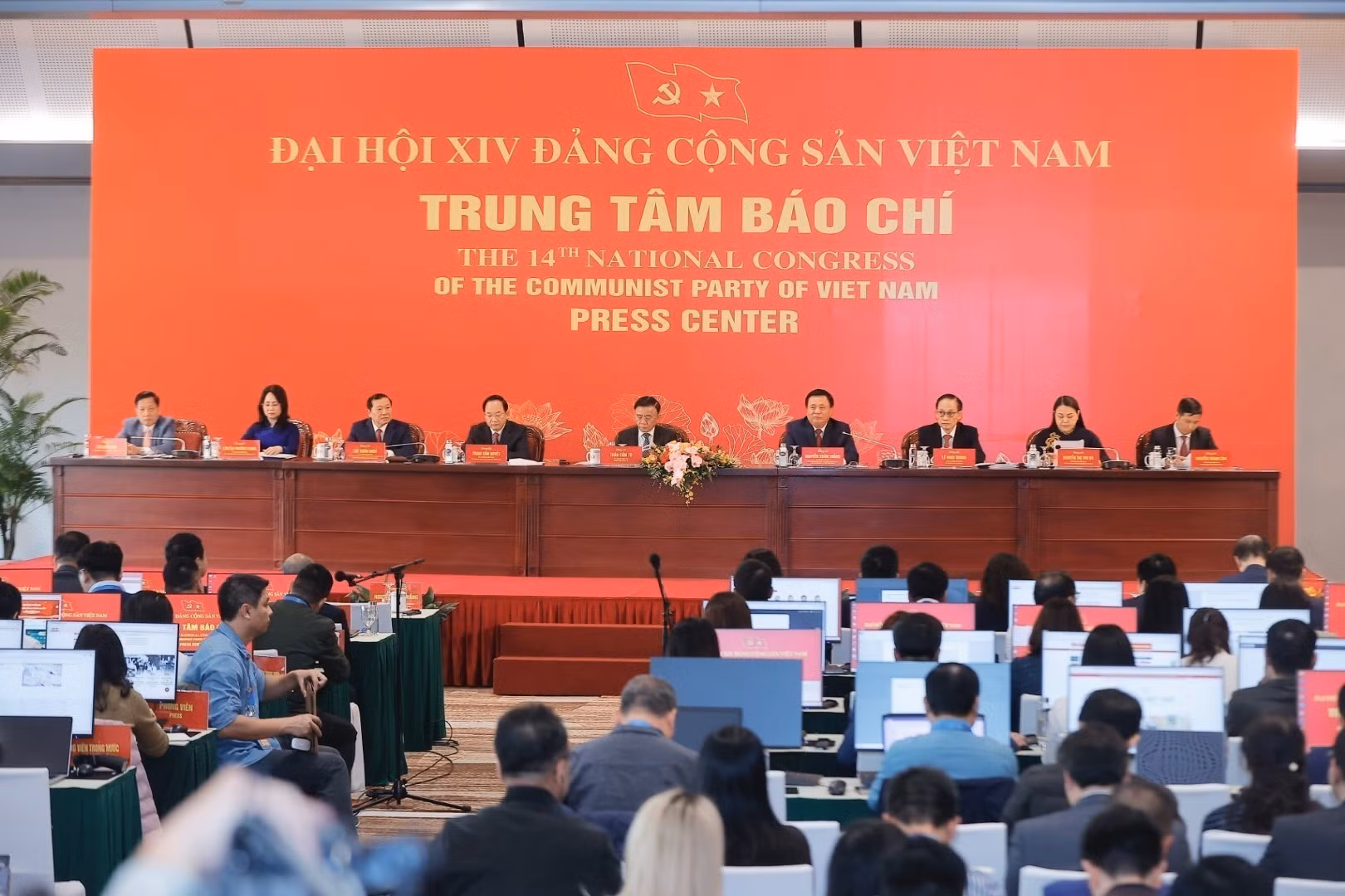 vna-potal-thuong-truc-ban-bi-thu-tran-cam-tu-chu-tri-hop-bao-quoc-te-ve-dai-hoi-xiv-cua-dang-8529722.jpg