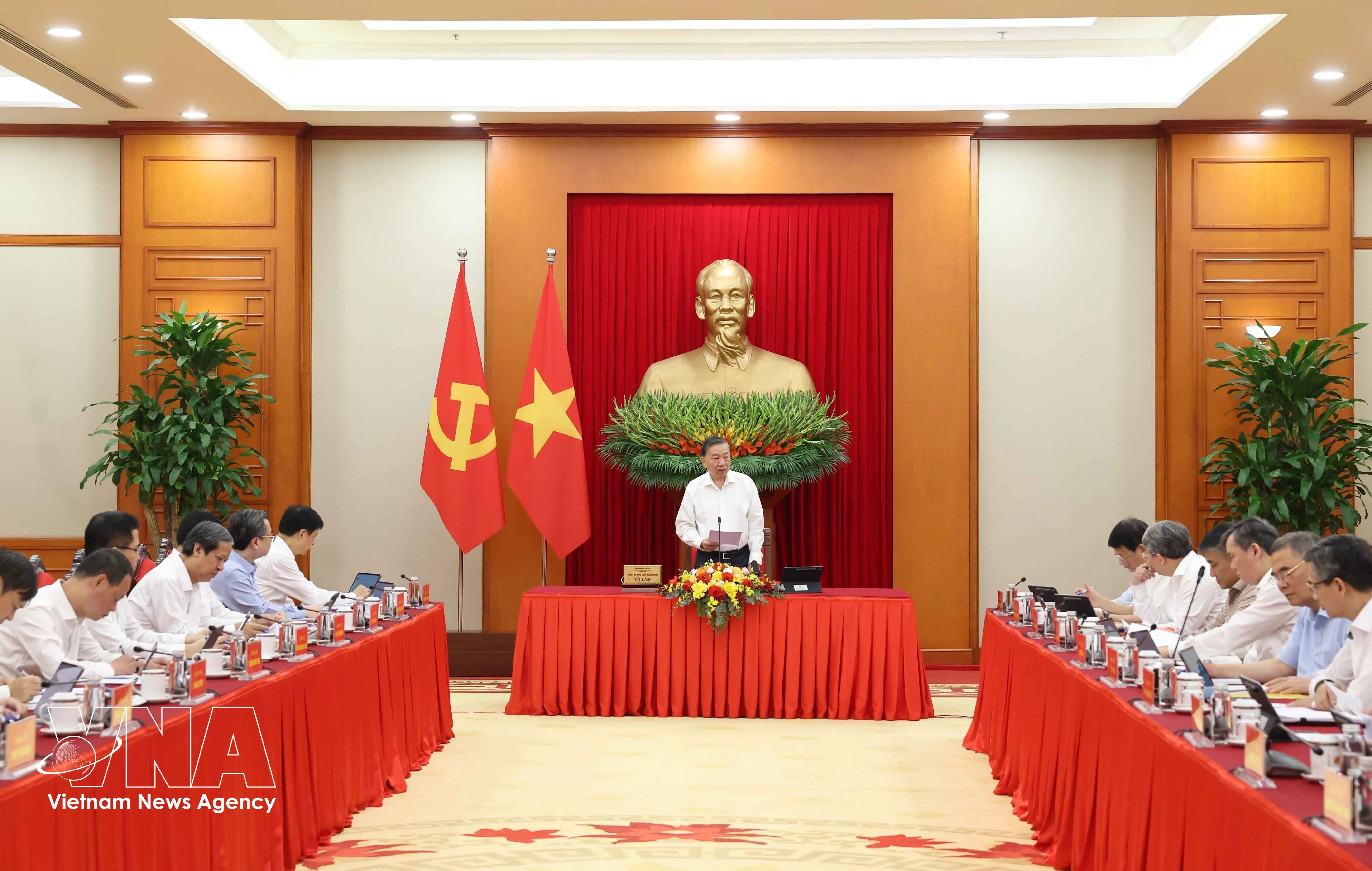 El secretario general del Partido Comunista y presidente de Vietnam, To Lam, habla en la cita (Fuente: VNA)