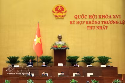 La Asamblea Nacional de Vietnam debate un proyecto de ley destinado a prevenir la proliferación de armas nucleares, químicas y biológicas y reforzar la seguridad nacional. (Foto: VNA)