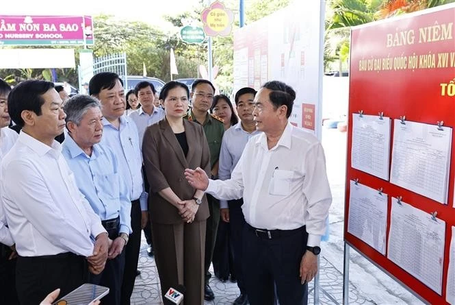 El presidente de la Asamblea Nacional de Vietnam, Tran Thanh Man en la cita
