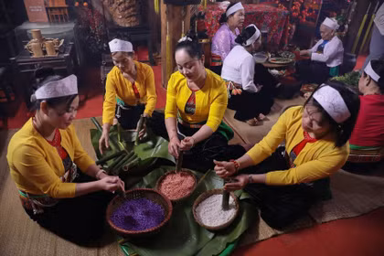 Tet del pueblo Muong en provincia de Phu Tho: Tradiciones y costumbres únicas