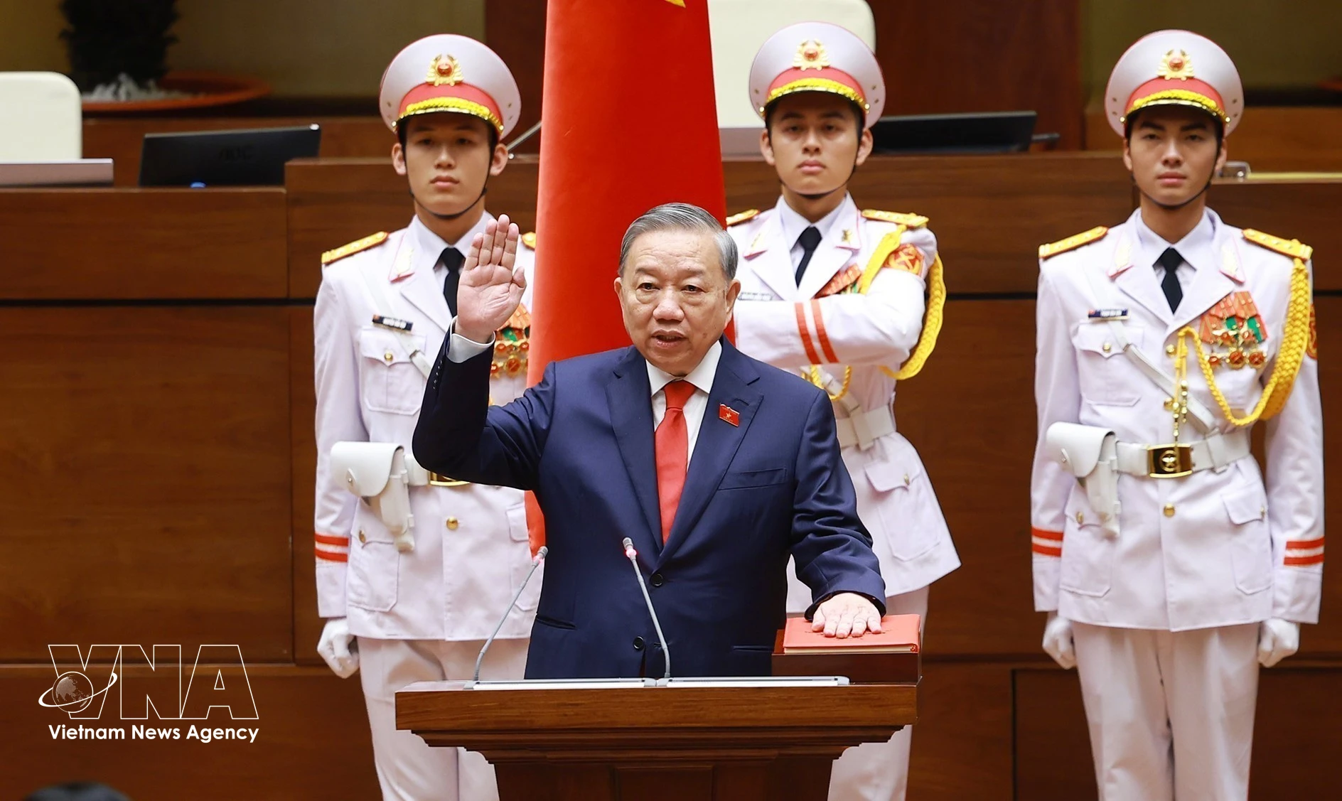 El presidente To Lam presta juramento. (Foto: VNA)