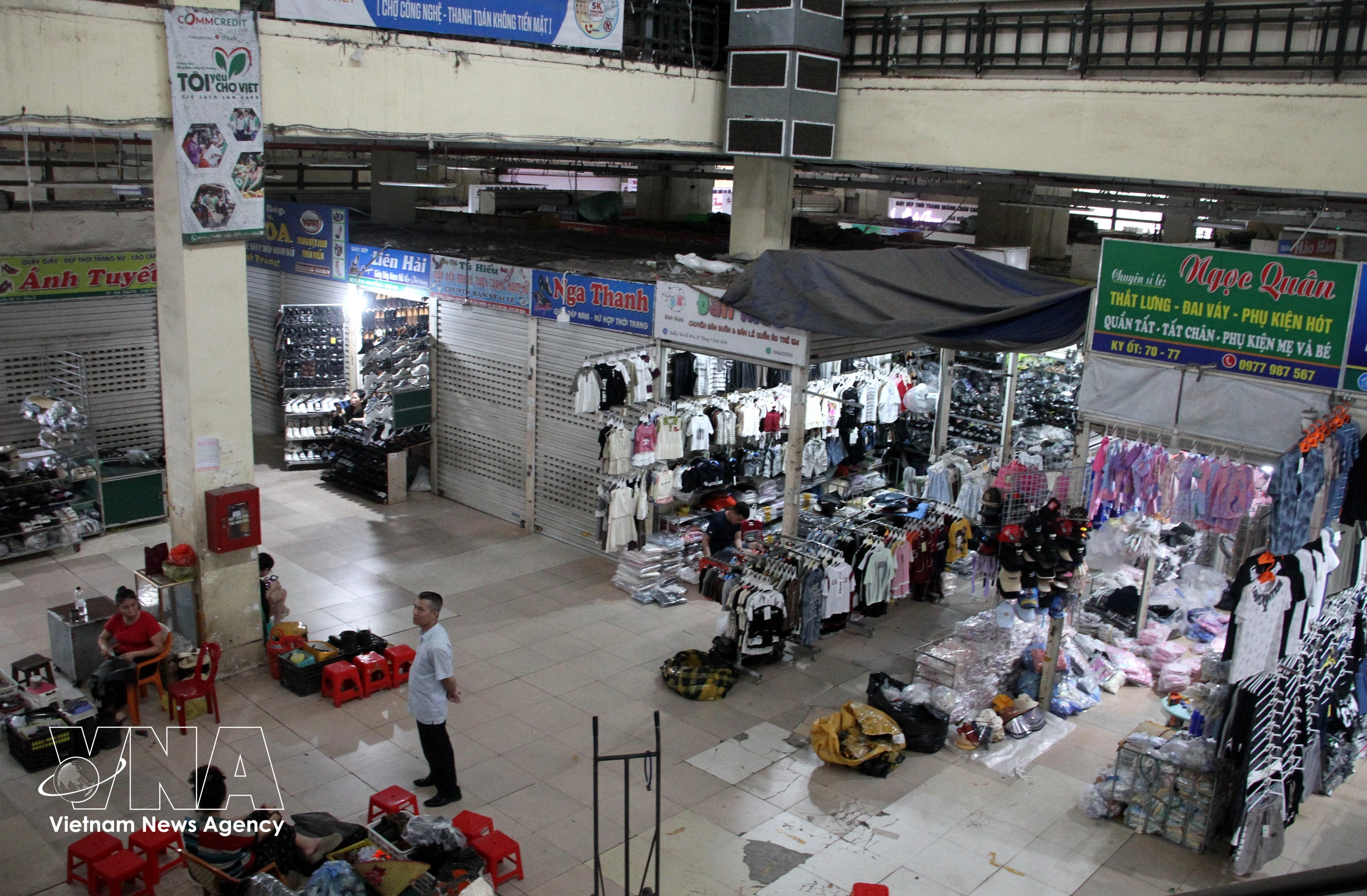 Los quioscos en el mercado Vinh, en la provincia de Nghe An. (Foto ilustrativa. Fuente: VNA)