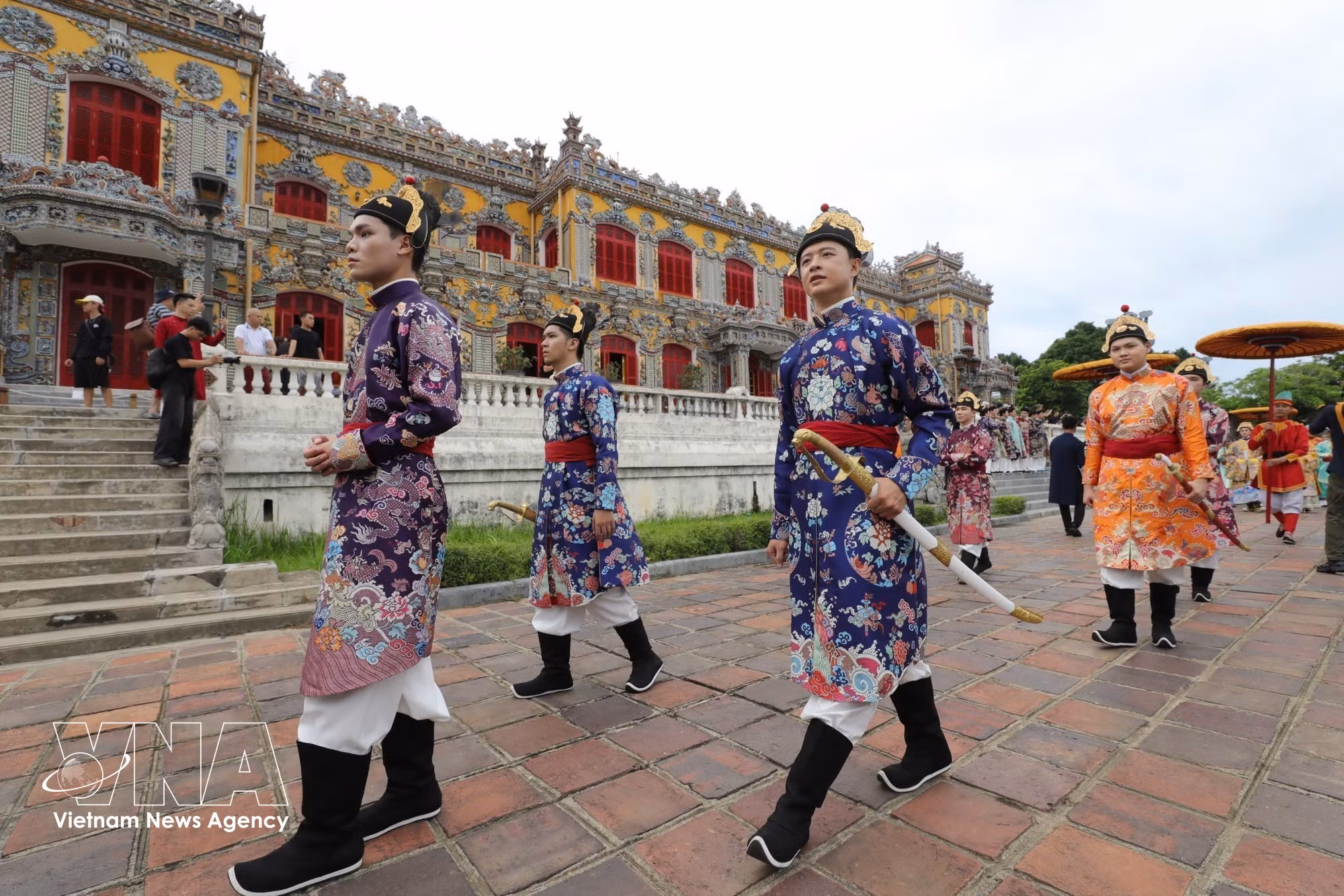 vnanet-10-bach-hoa-bo-hanh-hue-2026-8867349.jpg